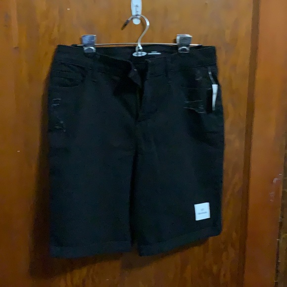 BERMUDA SHORTS - Picture 1 of 3